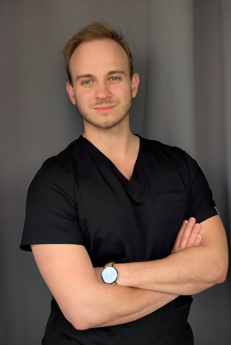 Dr Michał Łącz